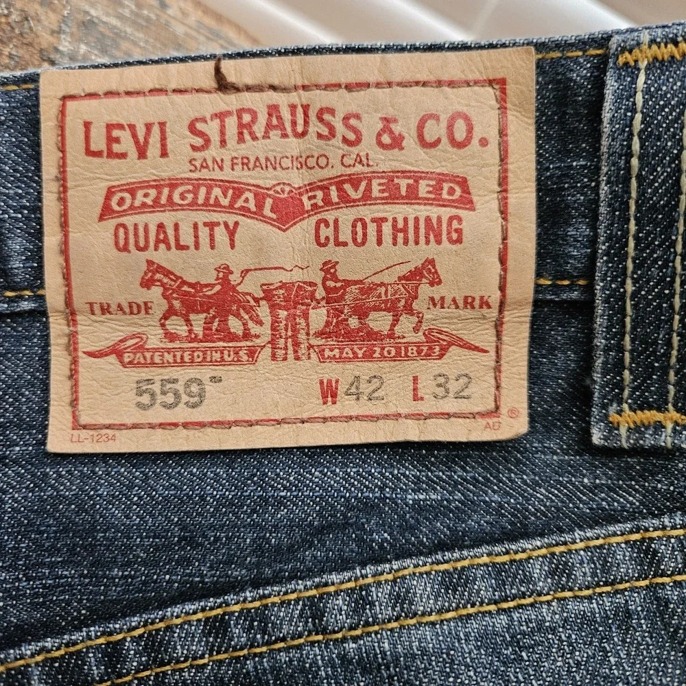 Levis levi 559